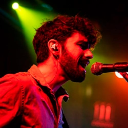 Alex Serra profesor de RockinMad